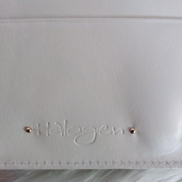 Halogen Multi-Compartment Small Purse Light Green - Picture 9 of 9